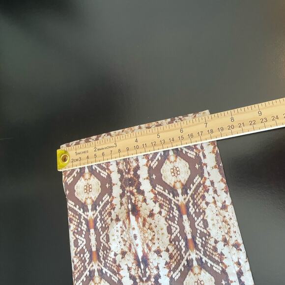 Robert Graham Ankle Pants Women Size 12 Brown Kayla Snake Print Style# 13303 NWT - Picture 11 of 13